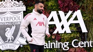 Arne Slot Tak Punya Alasan Menginginkan Mohamed Salah Meninggalkan Liverpool
