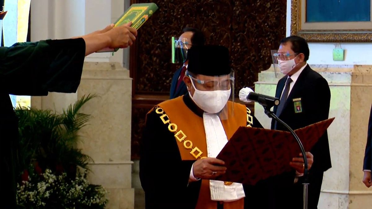 Jokowi Officially Inaugurates Andi Samsan As Deputy Chief Justice Of The Supreme Court
