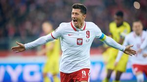 Gol Lewandowski dan Zieliski Bawa Polandia ke Piala Dunia 2022 