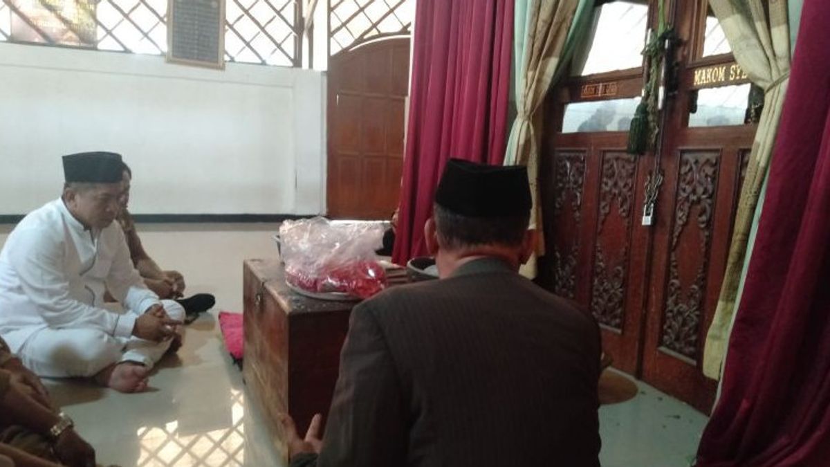 حكومة كاراوانغ ريجنسي تستعد للحصول على 6 مليارات روبية إندونيسية لإحياء قبر الشيخ قرو