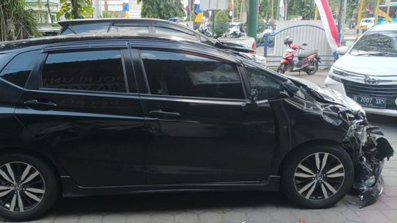 本田爵士的司机成为日惹武吉桑造成摩托车手死亡致命事故的嫌疑人