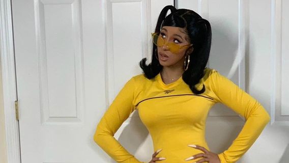 Cardi B Donasikan Keuntungan Lagu <i>Coronavirus</i> untuk Masyarakat Tidak Mampu