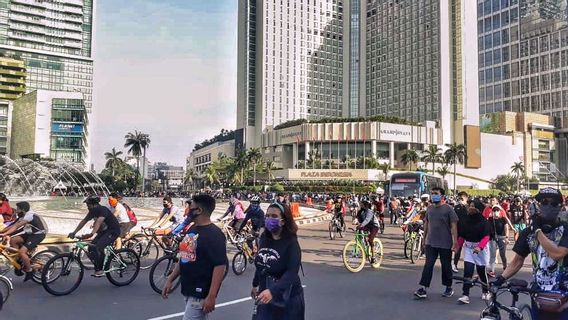 Anies akan Evaluasi Pelaksanaan CFD yang Membeludak