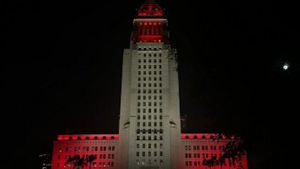 Lampu Merah Putih Hiasi Balai Kota Los Angeles untuk Meriahkan HUT Ke-79 RI