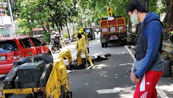 Jakarta Gouvernement Provincial Non Seulement Réparer Les Grandes Routes, Prêter Attention Dans Le Village   