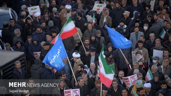 Protes Meluas, Kemlu RI dan KBRI Teheran Lakukan Komunikasi Intensif dengan WNI di Iran