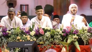 Ganjar Pranowo Ikut Gaungkan Salawat, Habib Syech: Nanti Tak Hanya Jawa Tengah, tapi Indonesia Bersalawat