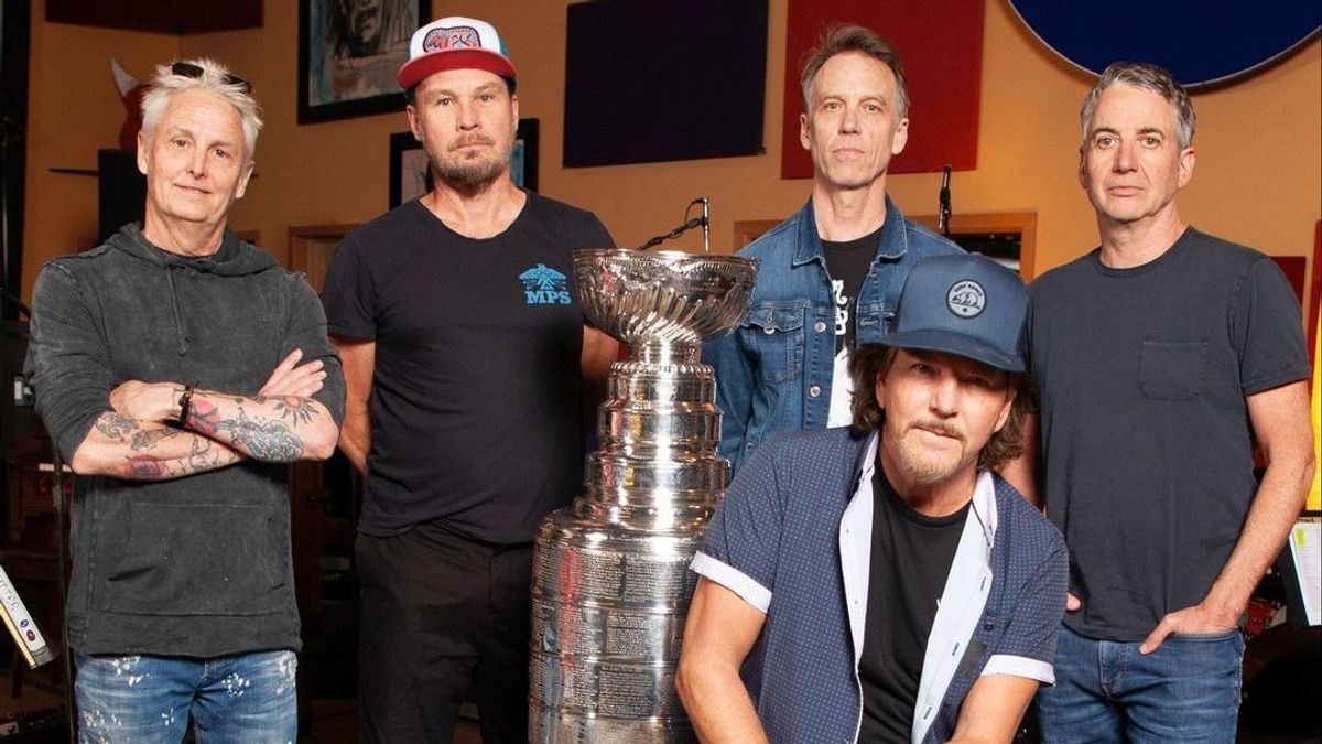 جاكرتا - في جولة عالمية ، أدت Pearl Jam إلى ألبوم "Dark Matter" في فانكوفر