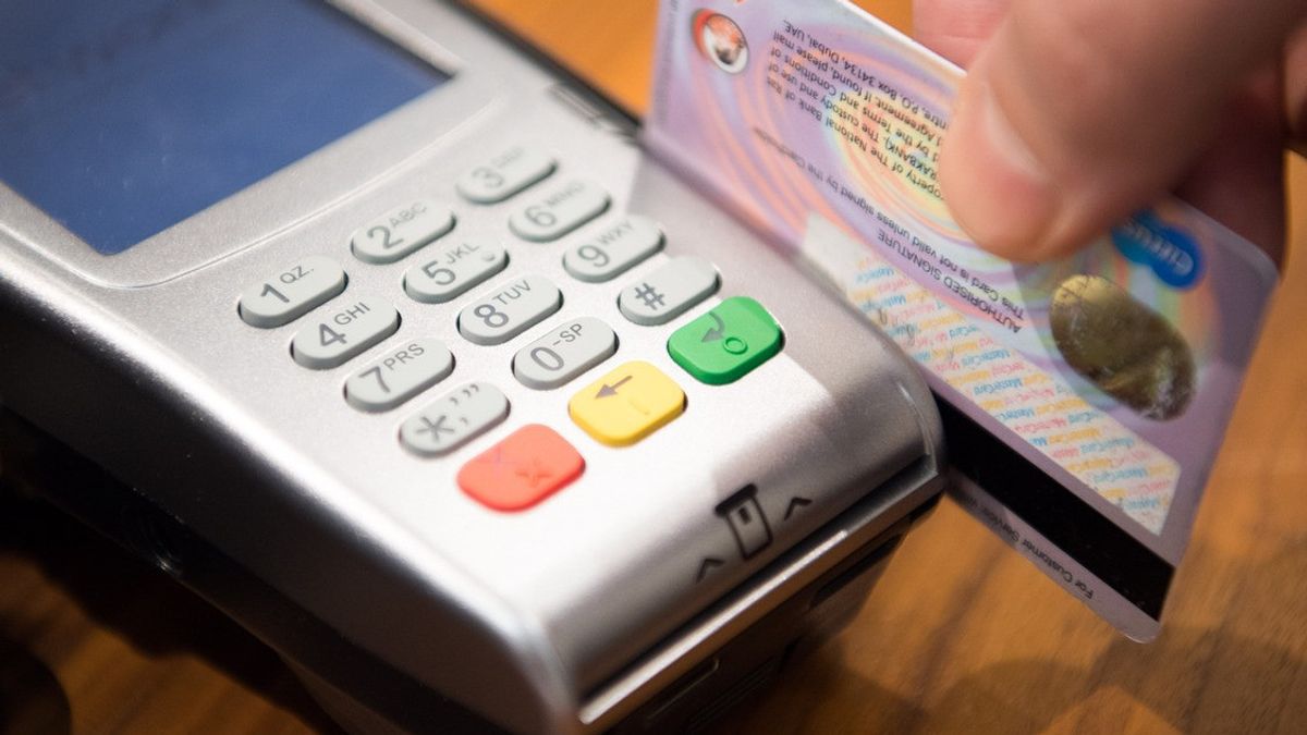7 支払人とクレジットカードの違い、どちらを選択しますか?
