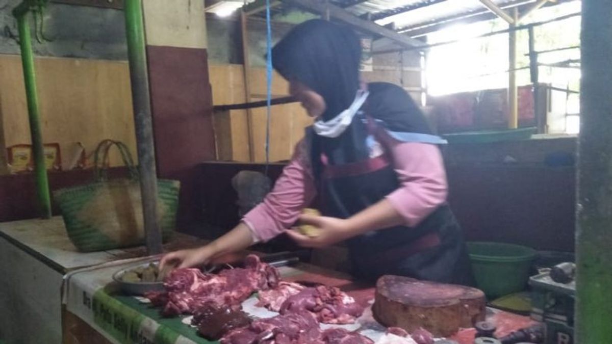 A Total Of 20 Tons Of Imported Frozen Meat Enters Mataram City For Christmas And New Year's Needs