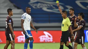 Three Pillars Of Persib Absent In The Match Against Persela Due To Bagging 17 Yellow Cards