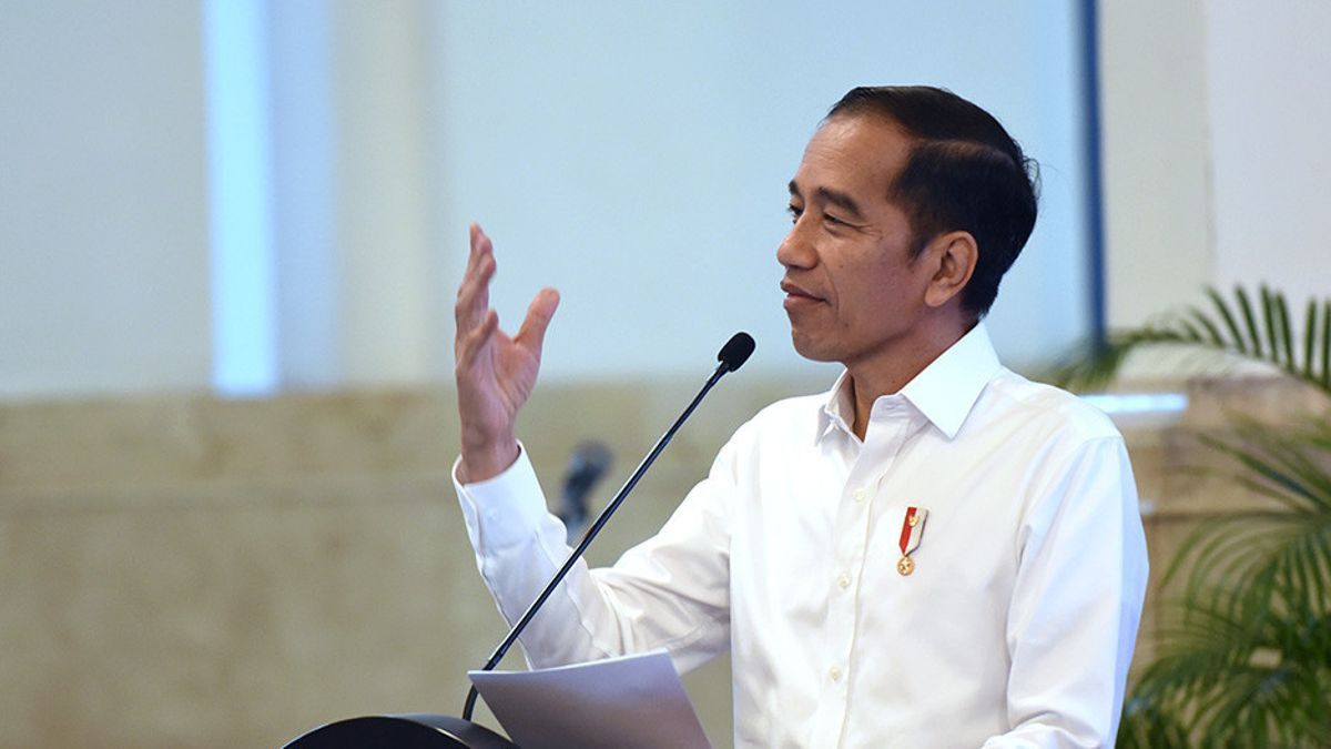 Jokowi Demande Aux Chefs Régionaux De Ne Pas Forcer De Nouvelles Normes