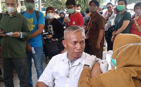 Komnas KIPI: Secara Medis Tak Ada Istilah Detoksifikasi Vaksin COVID-19