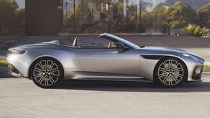 Aston Martin DB12 Volante, Mobil Super Tourer Terbaru dengan Atap Terbuka