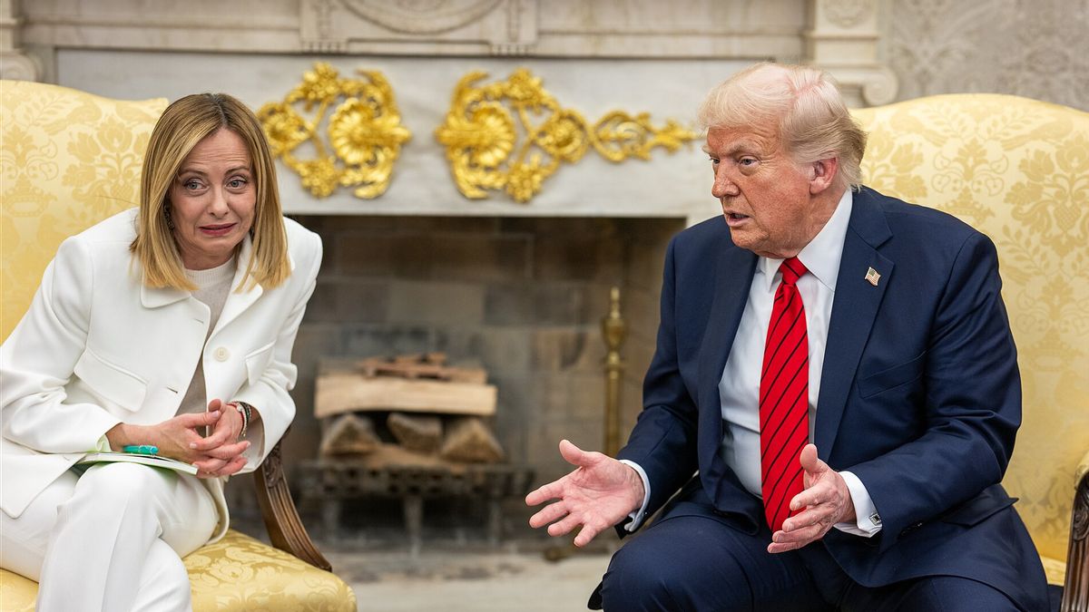 Trump is now at odds with his Italian PM friend who defends Pope Leo