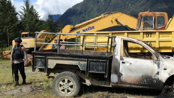 Tak Puas Bakar Kamp dan Mobil Perusahan di Distrik Ilaga Papua, KKB Tembak Polisi dan TNI Saat Olah TKP 