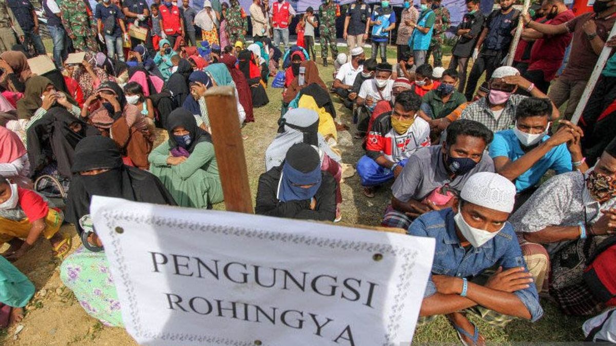 249 Migrants Rohingyas Fuient Le Centre De Formation Au Travail à Aceh 