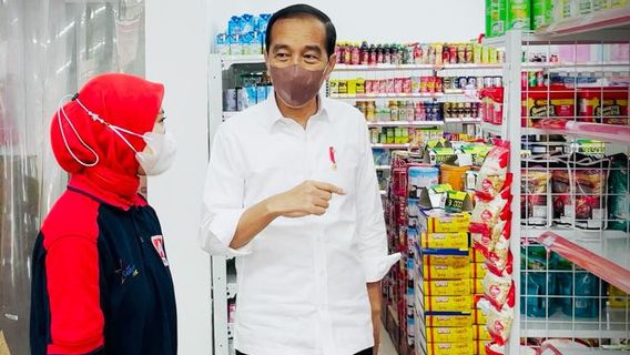 Polda Yogya Bilang Kebutuhan Minyak Goreng Surplus, Tapi Kenapa Presiden Jokowi Malah Temukan Stok yang Kosong?