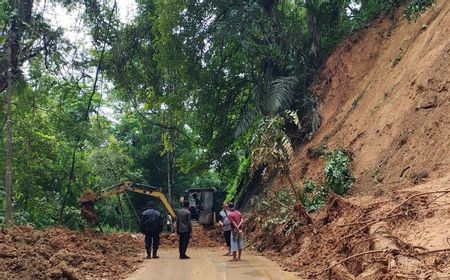 Perbaikan Pascaamblas, Kendaraan Besar Bermuatan Dilarang Lewat Cianjur Selatan