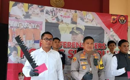 Polres Sukabumi Tahan 2 Pelajar SMP Pemilik Senjata Tajam