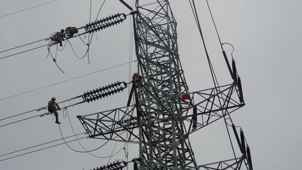 PLN Salurkan Tegangan Pertama ke SUTT 150 kV Bangkalan-Tx