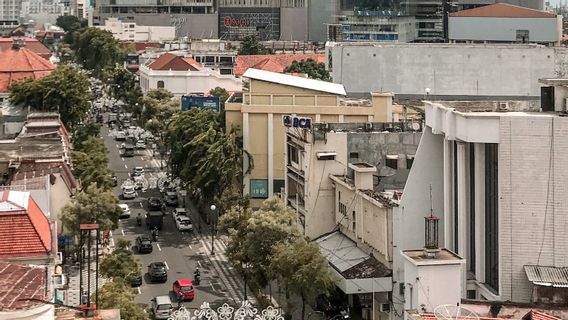 Ratusan Titik Parkir Liar di Surabaya Harusnya Bisa Dimaksimalkan Jadi Pendapatan Resmi