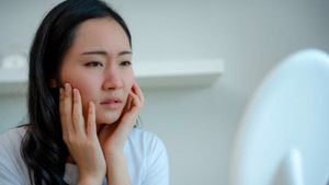 Fenomena Cortisol Face, Pembengkakan pada Wajah yang Disebut karena Stres
