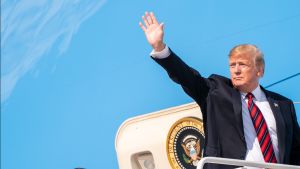 Presiden Trump Mungkin Menyetujui Pengiriman Tomahawk ke Ukraina Jika Perang Belum Berakhir