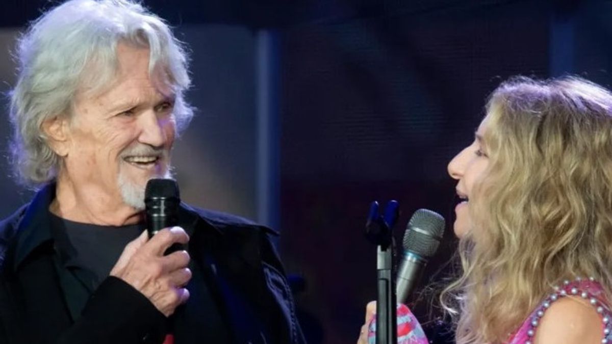 Kristerifferson décédée à l'âge de 88 ans, avec Barbra Streisand à Dolly Parton pour les hommages