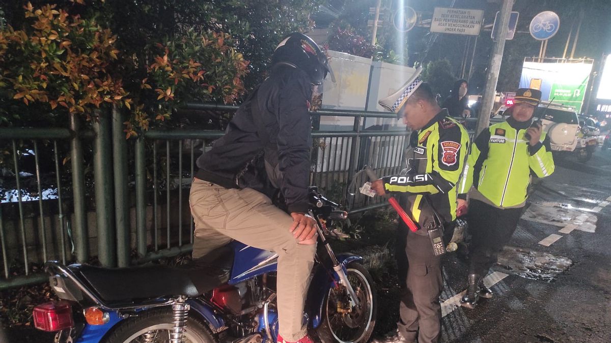 Noisy Exhaust Raid In Bogor, 43 Motorcyclists Arrested By Police