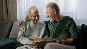 约会年龄：社会规范与个人偏好之间的冲突