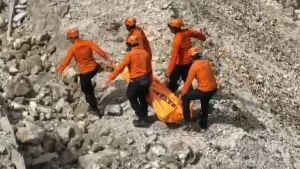 Tragedi Longsor Bandung Barat: 25 Korban Ditemukan, Puluhan Lain Hilang