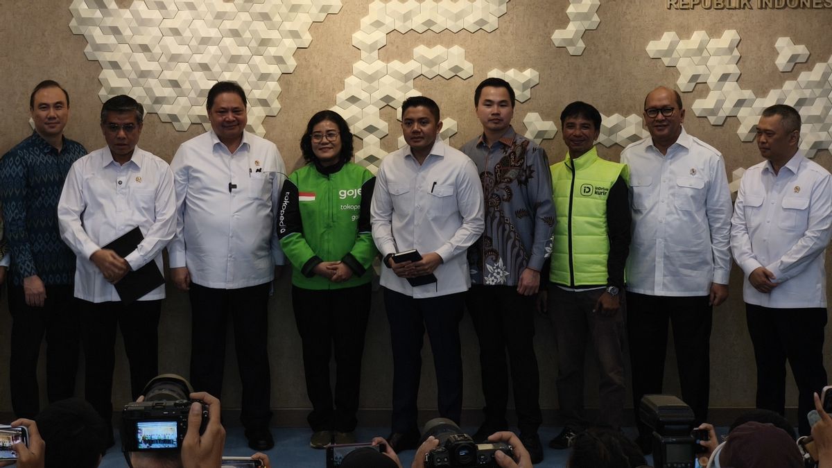 Airlangga: Private Companies Must Pay Full THR H-7 Lebaran, Can't Be Paid in Installments!