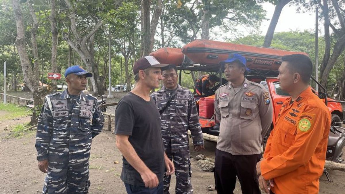 Australian Foreigner Disappears Drowning While Surfing On Banyuwangi's Grajagan Beach