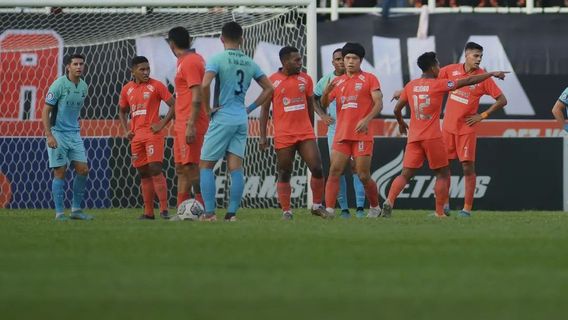 婆罗洲FC在吉拉斯马杜拉联队3-0后接管积分榜榜首