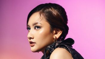 Meiska Adinda Offers Different Music Colors Through Single Late Jealousy