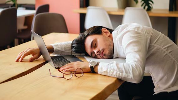 Durée de la sieste la plus saine pour le corps, pas plus d'une heure!