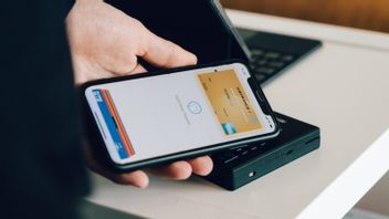 Smart Uses E-Wallet In Digital Transaction