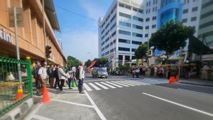 Uji Coba Pelican Crossing di Stasiun Cikini, KAI Usul Ada Petugas saat Jam Sibuk