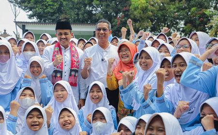 Kunjungi SMPN di Jaktim, Heru Budi Ingatkan Siswa Jangan Merokok