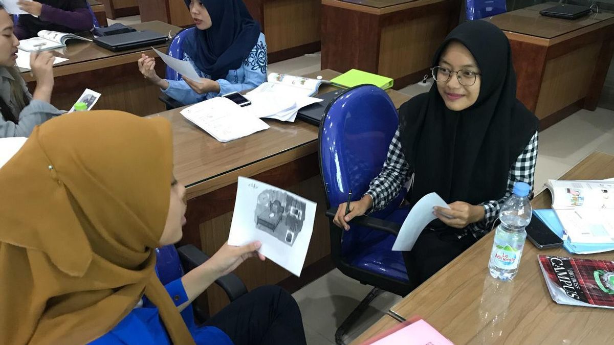 Local Korean Language Teacher Training Program Held In Indonesia