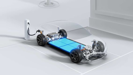 चीन ने इलेक्ट्रिक वाहनों के बैटरी को बनाया और फिर से बनाया जाने से ट्रैक करने के लिए बाध्य किया