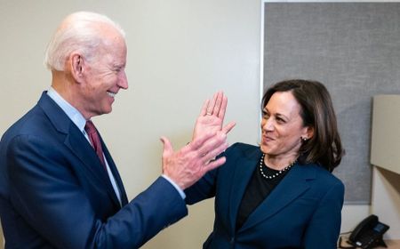 Reaksi Selebritas Hollywood atas Pelantikan Joe Biden dan Kamala Harris