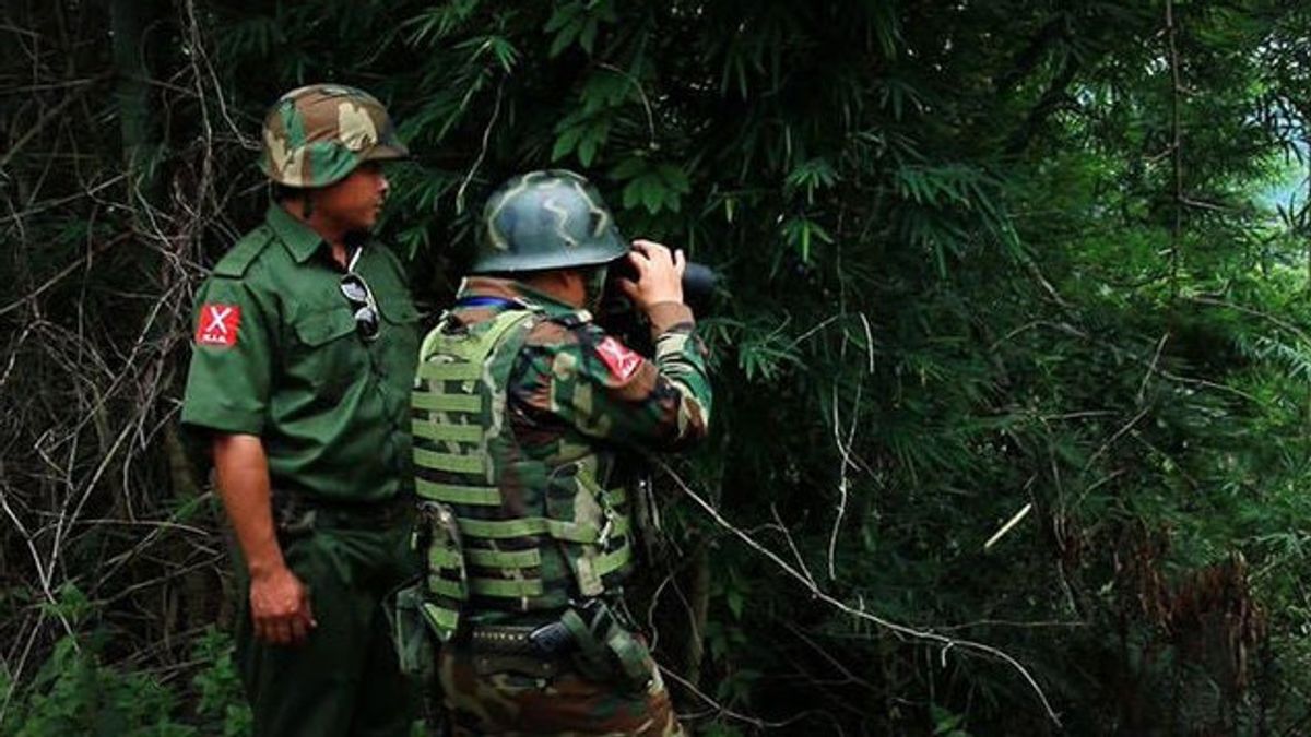 Kia Armé Ethnique Attaqué Le Convoi De Chars Du Régime Militaire Du Myanmar