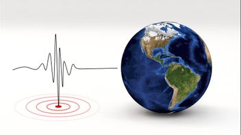 BPBD Vérifie L’impact Du Tremblement De Terre à L’est De La Capitale Des Moluques Du Sud-Ouest