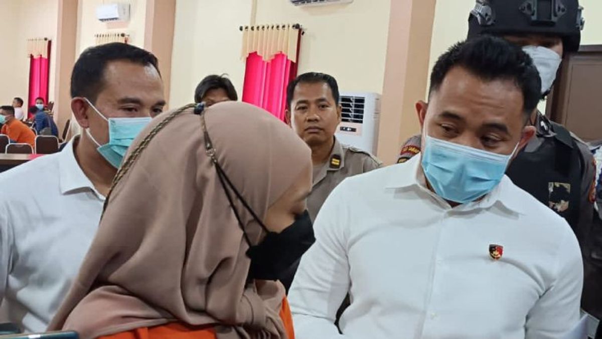 Perempuan Sales <i>Dealer</i> di Mataram Ditangkap karena Gelapkan Uang Konsumen Rp32 Juta