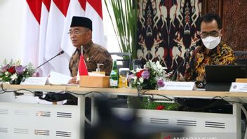 Suppressing COVID-19 During Christmas and New Year's Holiday, Jokowi Appoints Coordinating Minister For Human Development And Culture As Coordinator For Handling, This Is His Important Task!