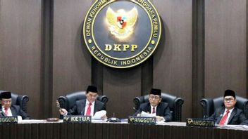 DKPP يفحص رئيس KPU فيما يتعلق ببيان نظام الانتخابات