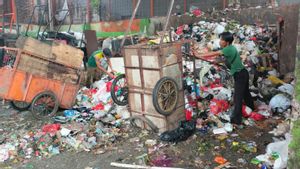 Sudin LH Akan Tindak Oknum PJLP yang Melakukan Pungli Petugas Angkut Sampah  