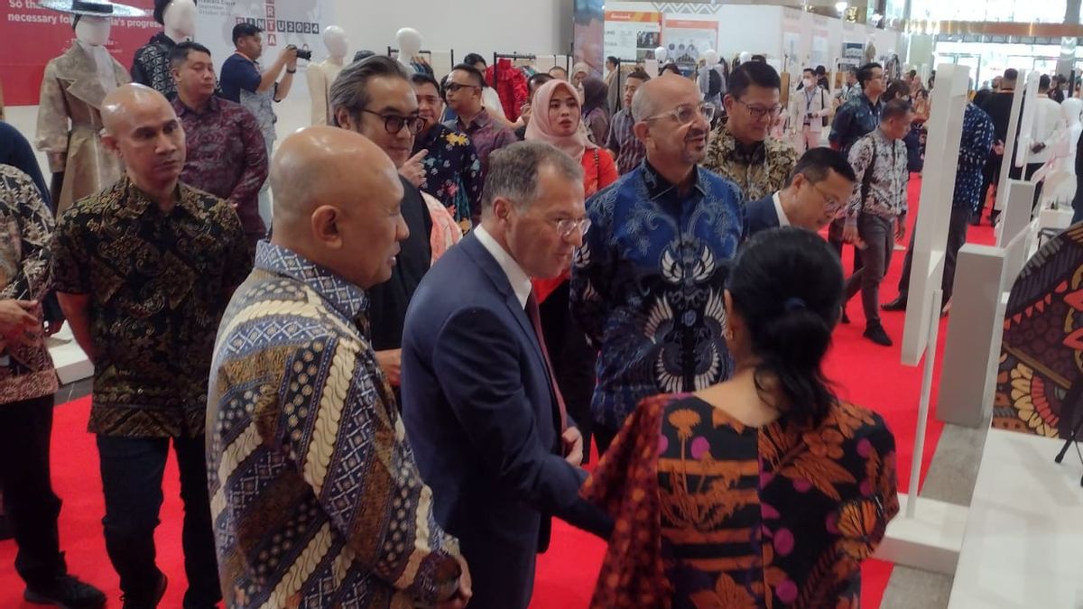 Le ministère des MPM a exprimé sa gratitude aux MPME construites par la Fondation indonésienne des femmes dures lors de l’événement historique Nusantara 2023